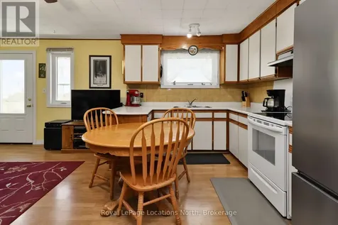 83 Wilhelm Street Wasaga Beach ON L9Z 1R1
