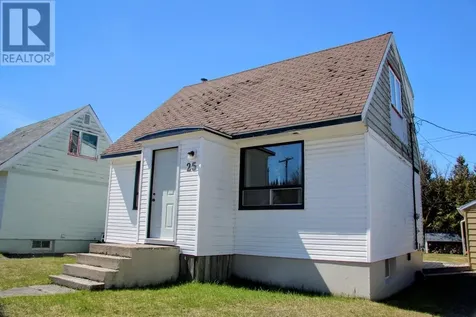 25 Neebig Avenue Manitouwadge ON P0T 2C0