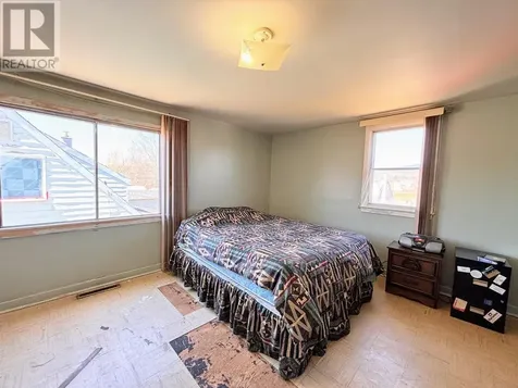 25 Neebig Avenue Manitouwadge ON P0T 2C0