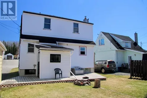 25 Neebig Avenue Manitouwadge ON P0T 2C0