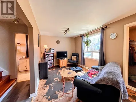 25 Neebig Avenue Manitouwadge ON P0T 2C0