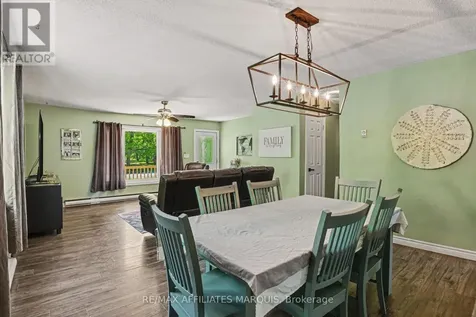 10 Bay Road Rideau Lakes ON K0G 1L0