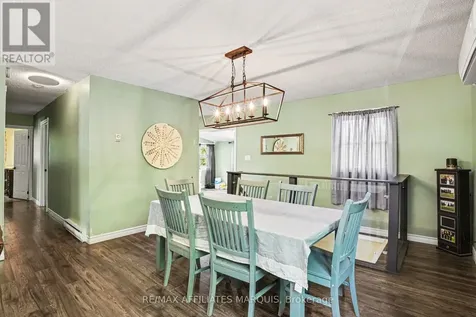 10 Bay Road Rideau Lakes ON K0G 1L0