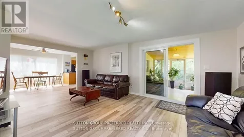 46 Owaissa Street St. Thomas ON N5P 1T2