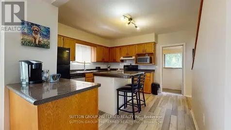 46 Owaissa Street St. Thomas ON N5P 1T2