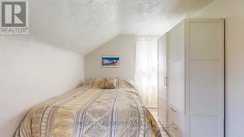 46 Owaissa Street St. Thomas ON N5P 1T2