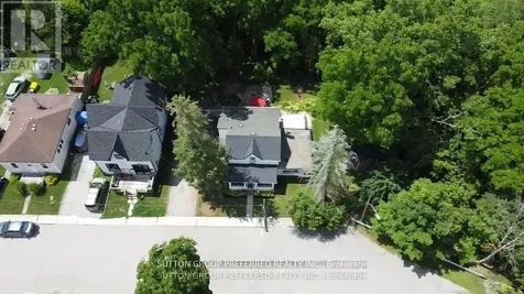 46 Owaissa Street St. Thomas ON N5P 1T2