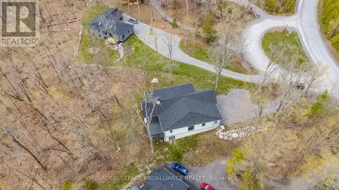 160 Sumcot Drive Trent Lakes ON K0L 1J0