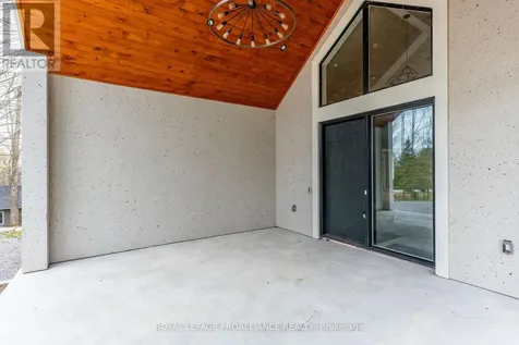 160 Sumcot Drive Trent Lakes ON K0L 1J0