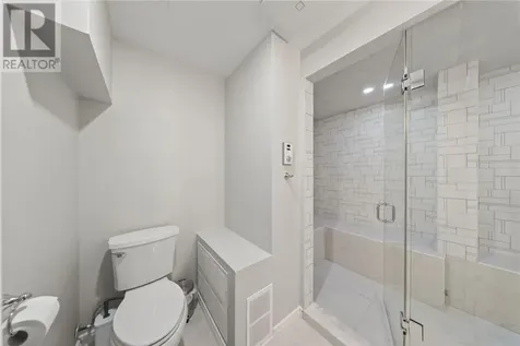 180 Eaglestone Court Sudbury ON P3B 4K1