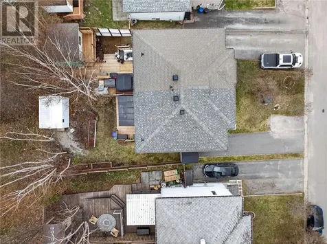 180 Eaglestone Court Sudbury ON P3B 4K1