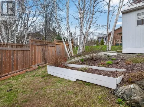 180 Eaglestone Court Sudbury ON P3B 4K1