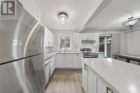 180 Eaglestone Court Sudbury ON P3B 4K1