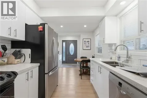 216 Stevenson Street North Guelph ON N1E 5B2