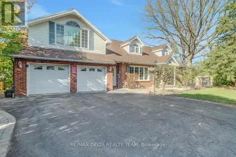 1079 Laporte Street Ottawa ON K1J 7B3