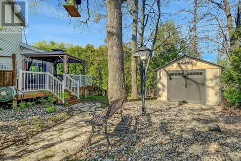 1079 Laporte Street Ottawa ON K1J 7B3