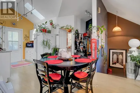 1079 Laporte Street Ottawa ON K1J 7B3