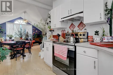 1079 Laporte Street Ottawa ON K1J 7B3