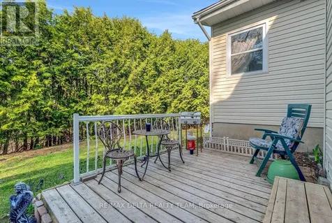 1079 Laporte Street Ottawa ON K1J 7B3