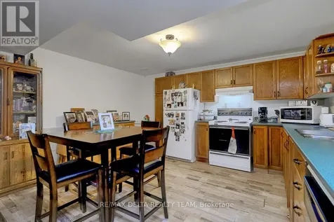 1079 Laporte Street Ottawa ON K1J 7B3