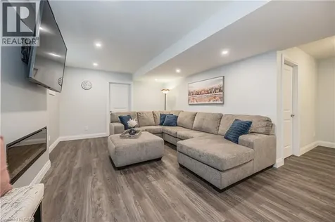 114 Woodberry Crescent Elmira ON N3B 0E3