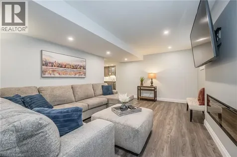 114 Woodberry Crescent Elmira ON N3B 0E3