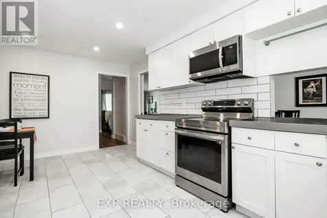 2196 Plesser Street Ottawa ON K1G 2X3