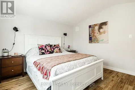 2196 Plesser Street Ottawa ON K1G 2X3