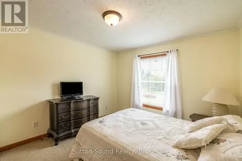 21 Cardinal Avenue South Bruce Peninsula ON N0H 2T0