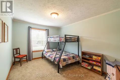 21 Cardinal Avenue South Bruce Peninsula ON N0H 2T0