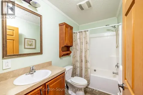 21 Cardinal Avenue South Bruce Peninsula ON N0H 2T0