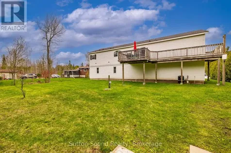 21 Cardinal Avenue South Bruce Peninsula ON N0H 2T0
