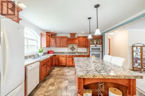 21 Cardinal Avenue South Bruce Peninsula ON N0H 2T0