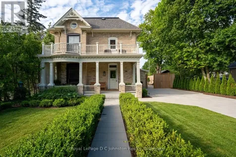 126 High Street Saugeen Shores ON N0H 2L0