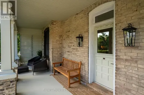 126 High Street Saugeen Shores ON N0H 2L0