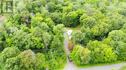 335 Centre Road McKellar ON P2A 0B4