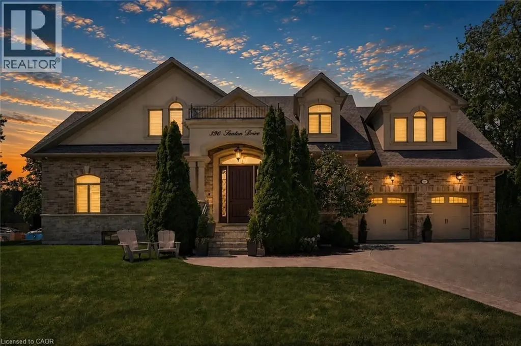 390 Seaton Drive Oakville ON L6L 3Y2