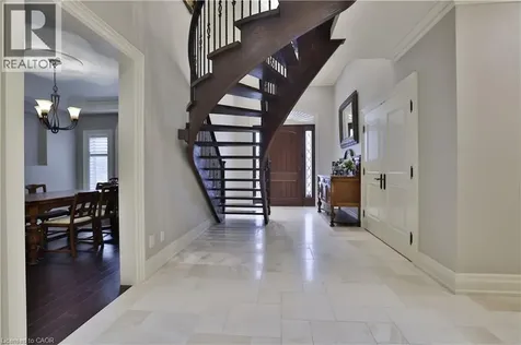 390 Seaton Drive Oakville ON L6L 3Y2