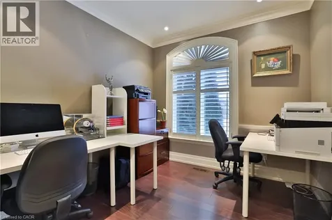 390 Seaton Drive Oakville ON L6L 3Y2