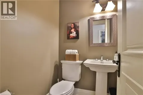 390 Seaton Drive Oakville ON L6L 3Y2