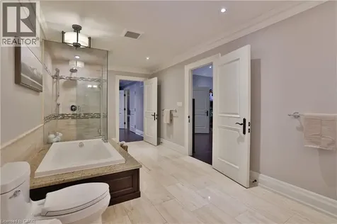 390 Seaton Drive Oakville ON L6L 3Y2