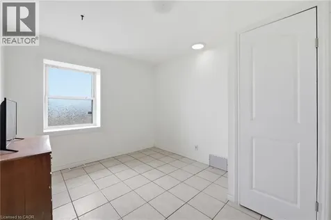 2934 Baker Road Niagara Falls ON L2E 6S6
