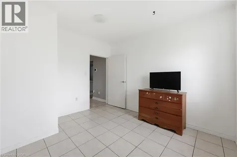2934 Baker Road Niagara Falls ON L2E 6S6