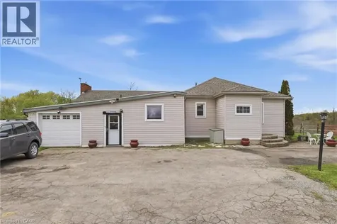 2934 Baker Road Niagara Falls ON L2E 6S6
