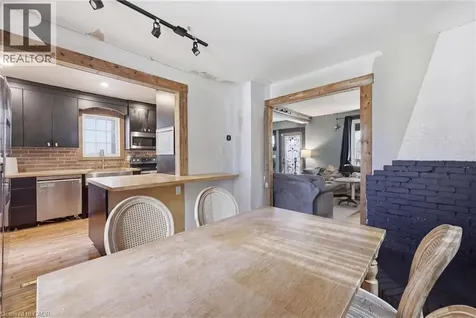 54 Evan Street Welland ON L3B 3V5