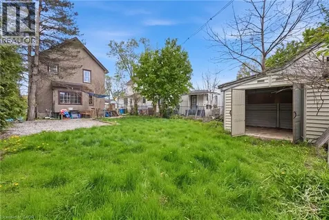 54 Evan Street Welland ON L3B 3V5