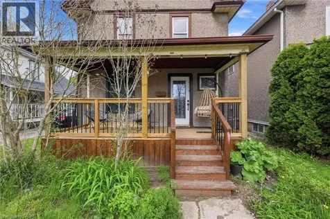 54 Evan Street Welland ON L3B 3V5