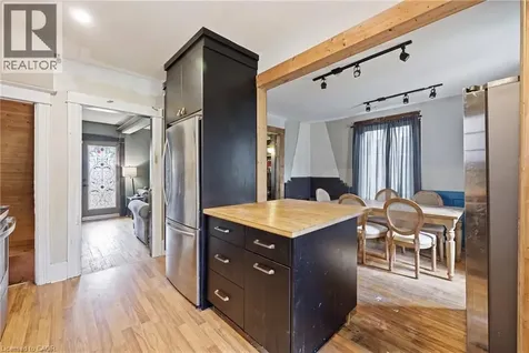 54 Evan Street Welland ON L3B 3V5