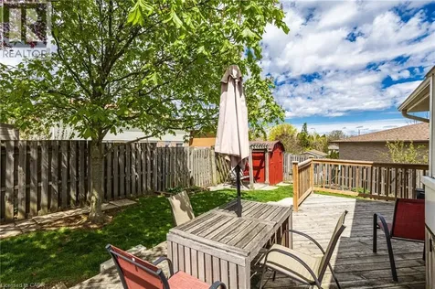 118 Napoli Drive Hamilton ON L9C 6X2