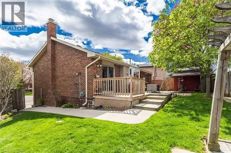 118 Napoli Drive Hamilton ON L9C 6X2